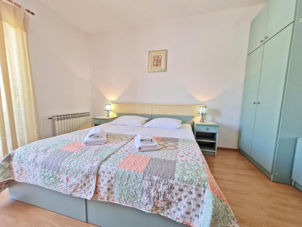 סטוברץ Rooms And Apartments Porat מראה חיצוני תמונה