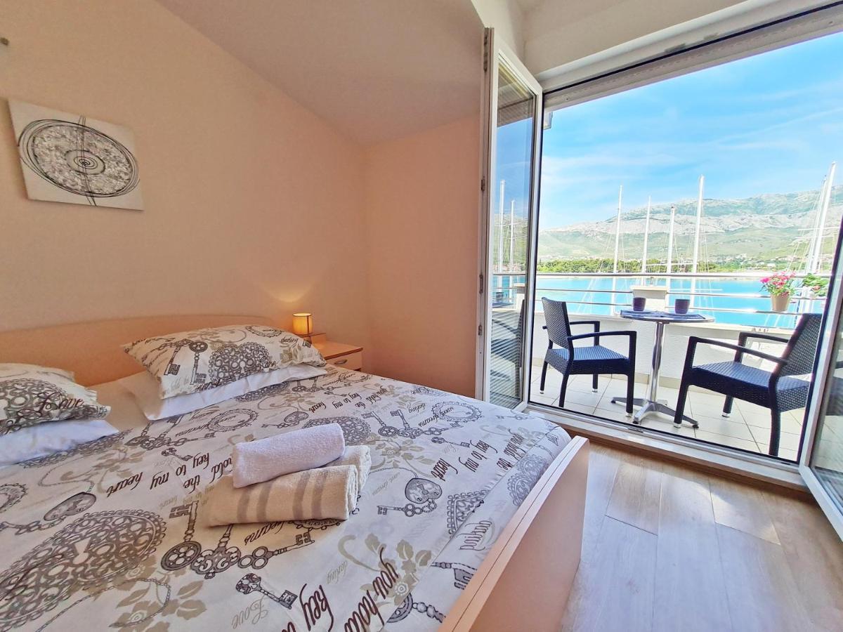 סטוברץ Rooms And Apartments Porat מראה חיצוני תמונה