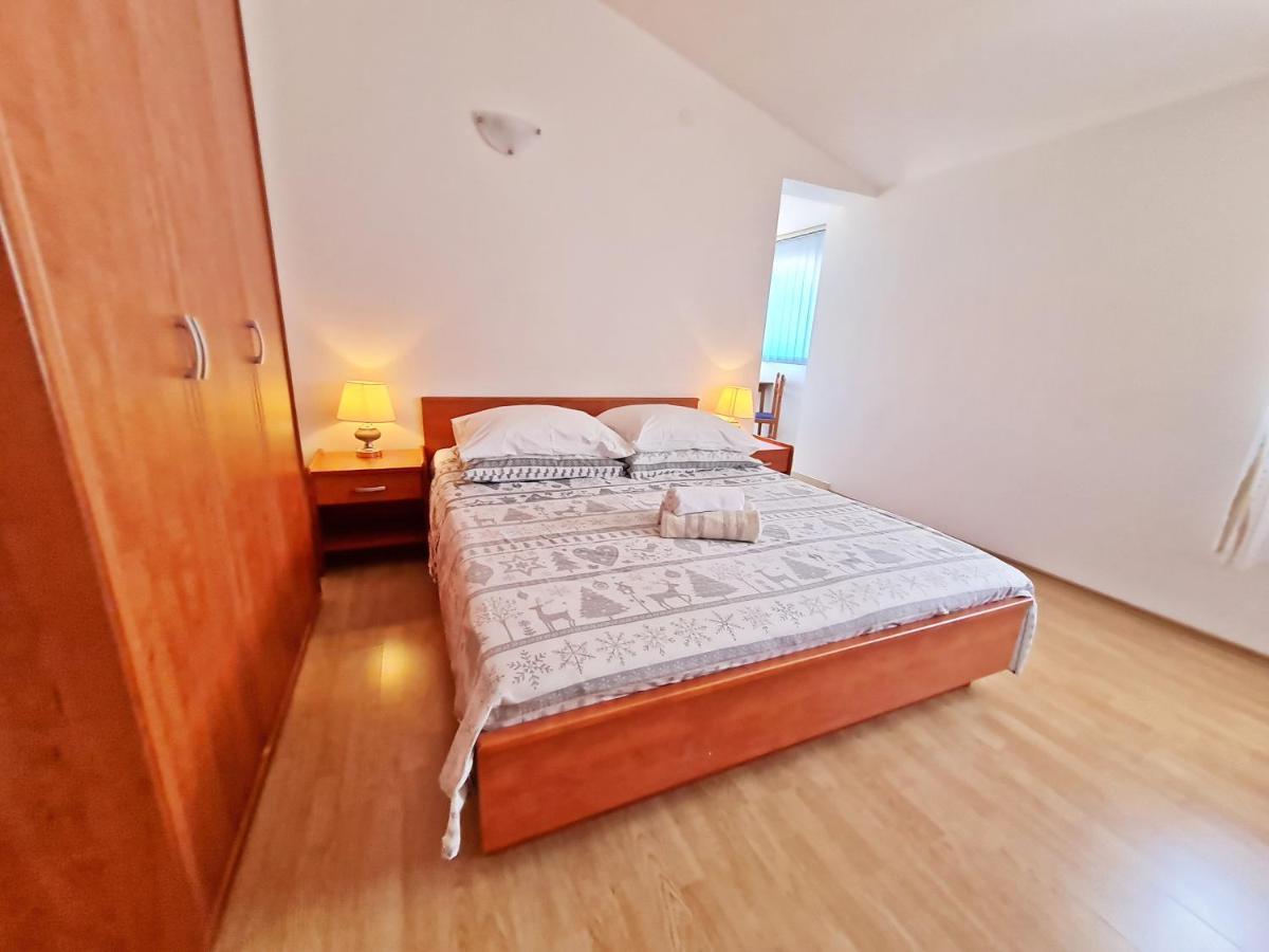 סטוברץ Rooms And Apartments Porat מראה חיצוני תמונה
