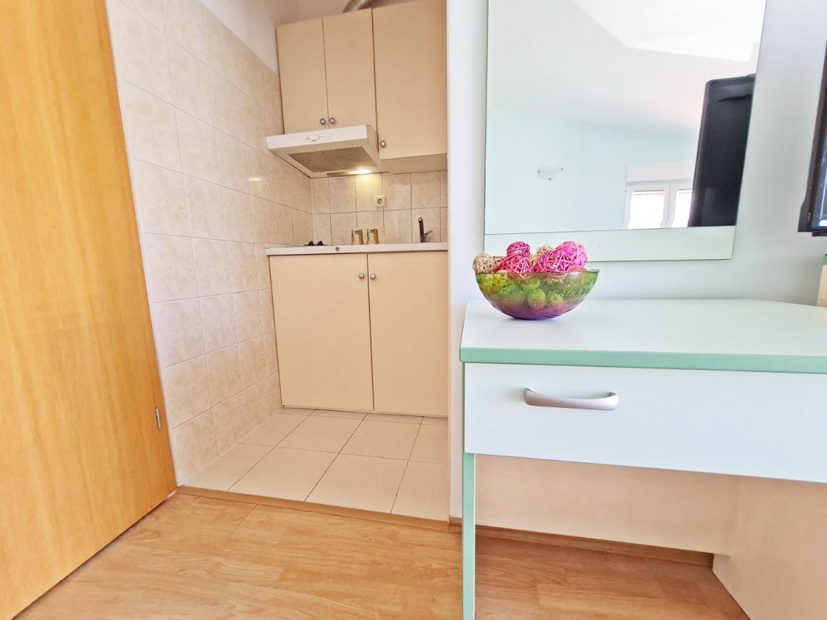 סטוברץ Rooms And Apartments Porat מראה חיצוני תמונה