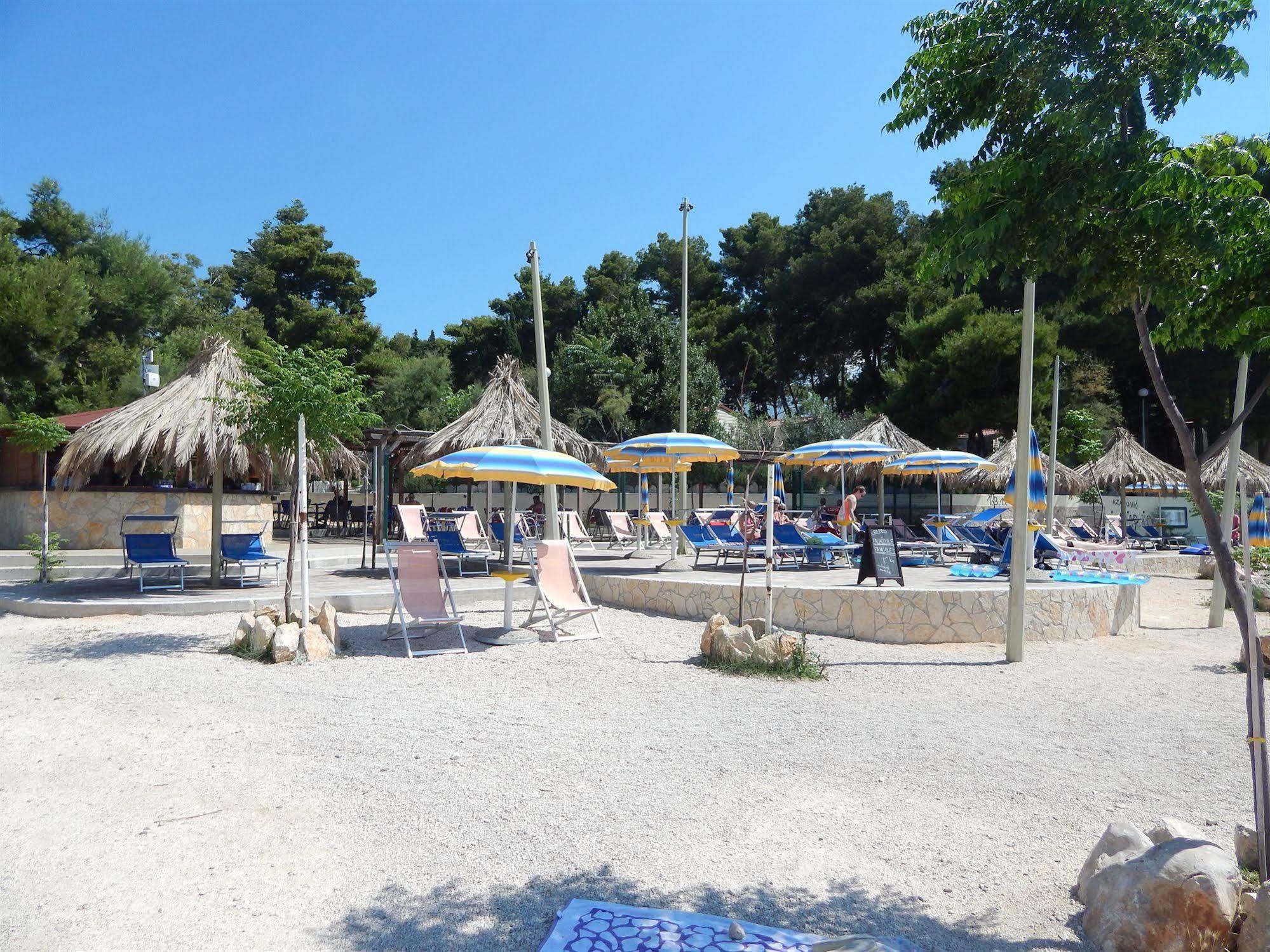 סטוברץ Rooms And Apartments Porat מראה חיצוני תמונה