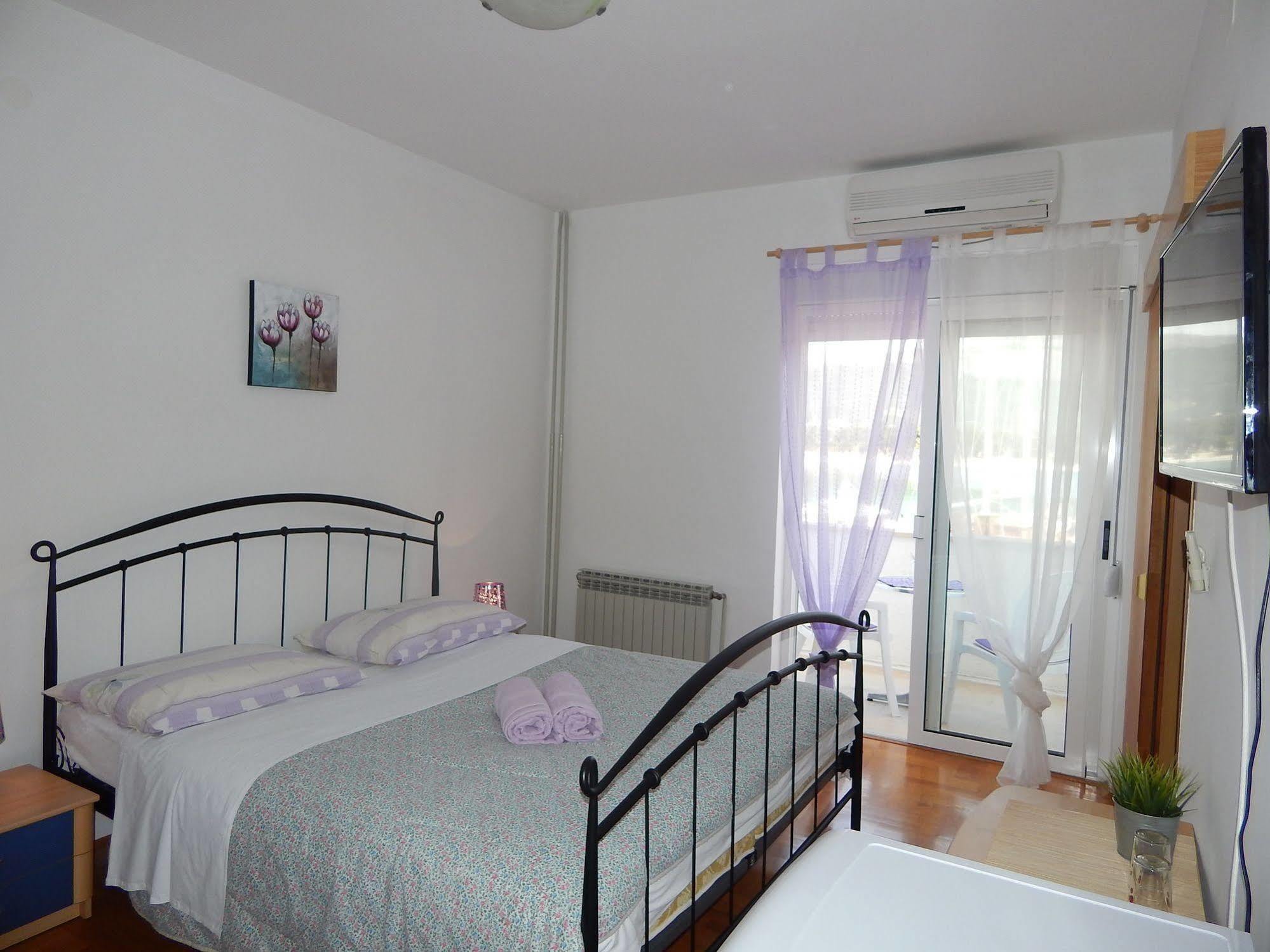 סטוברץ Rooms And Apartments Porat מראה חיצוני תמונה